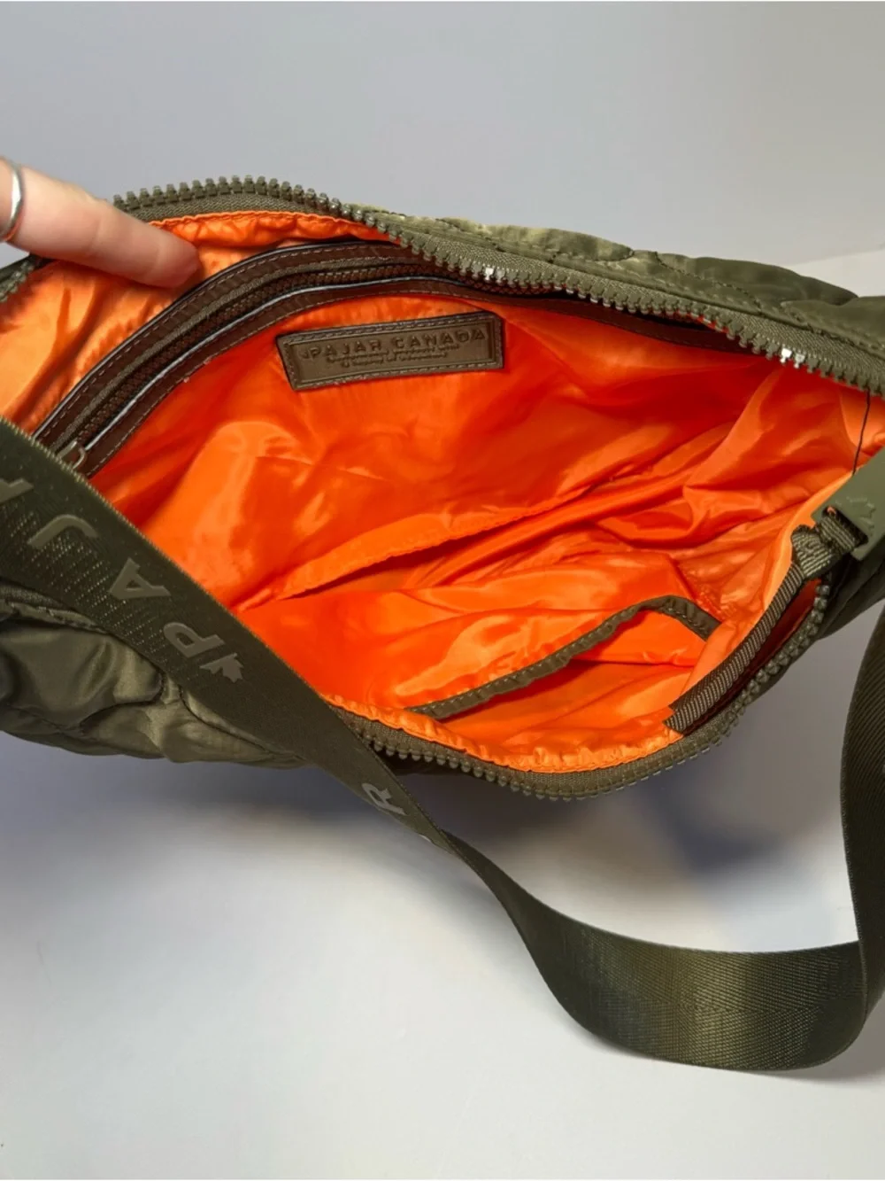 Pajar Asym Quilted Crossbody Forrest green/ orange - Picture 11 of 11